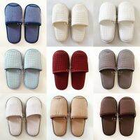 รองเท้าใส่ในบ้าน รองเท้าแตะ slippers รองเท้า