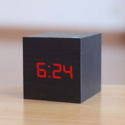【Worth-Buy】 การควบคุมเสียงนาฬิกาปลุกบอกอุณหภูมิไฟแอลอีดีลูกบาศก์นาฬิกาปลุกจอแสดงผล Led Deskdigital