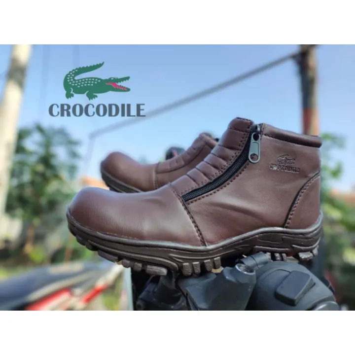 Sepatu Boots Pria Crocodile Armour Delta Proyek Tracking Gunung Safety Ujungbesi Lazada Indonesia