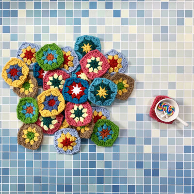 50pcslot Handmade Original 7.5cm Trade Hand Crochet Doilies Pad Handmade Cup Mat Photo Props Placemat Decorative Mat