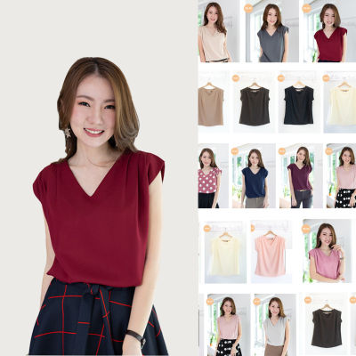 Narinari : MT3100 Classic Sleeveless Blouse