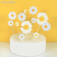 Resin Daisy Flower Cake Toppers for Kids Girls Daisy Birthday Party Cake DIY Decoration Wedding Baby Shower Paper Cupcake Topper