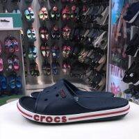 Crocs ผู้ชายแท้และผู้หญิงรองเท้าแตะรองเท้าแตะแบนหลุมรองเท้าผู้ชาย205392