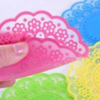 Drink Coasters Creative Household Supplies Round Silicone Lace Cup Pad Translucent Hollow Lace Coasters Silica Gel Pad 2pcs