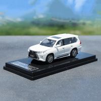 โมเดลรถจำลอง Lexus โลหะหล่อขึ้นรูป1/64 LX570รถออฟโรดของผู้ใหญ่ของเล่นสำหรับเด็กของเล่นสำหรับจัดแสดงในครอบครัว