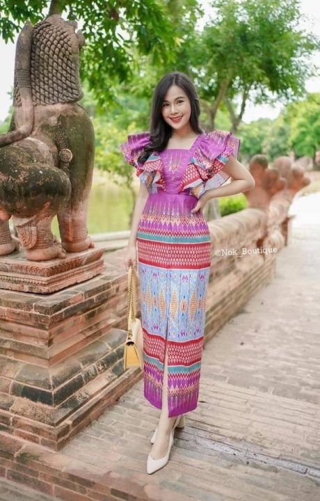 love-lady-ชุดไทยประยุกต์-ชุดไทย-ผ้าไทย-เดรสลายรุ่นนี้ว๊าวมากคะ-เดรสยาวพิมพ์ลายไทยแต่งแขนระบายตามแบบไฮโซมากๆๆๆๆๆทรงสวย-เดรสลายไทย