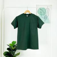 เสื้อยืดมีกระเป๋าหน้า สีเขียวฟอลเรส Ultra Pocket