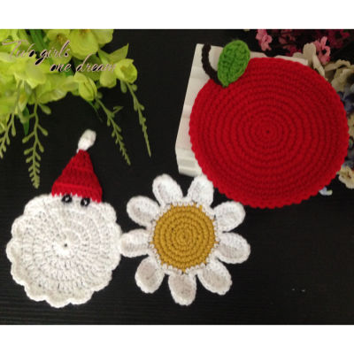 2021Original Decoration Coasters Handmade Crochet Christmas Set Santa Apple Sun Flower Wool Doilies Round Table Mat 14cm 12pcslot