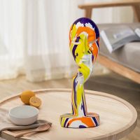 Resin Abstract Human Face Mask Figurines For Interior Home Living Roon Desktop Accessories European Painting Figures