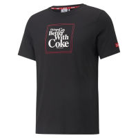 PUMA PRIME/SELECT - เสื้อยืดคอกลมผู้ชาย PUMA x COCA-COLA Graphic Tee สีดำ - APP - 53615801