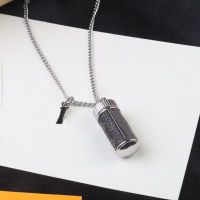 Hot New Fashion Perfume Bottle Men And Women Couple V Necklace Original High Quality Design Luxury Jewelry Charm Gift