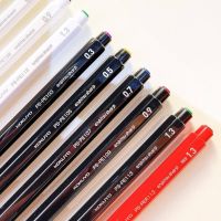 Kokuyo Pencil ดินสอกดนำเข้าจากญี่ปุ่น มีให้เลือกถึง 5 ขนาด คือ ขนาด 0.3,0.5,0.7,0.9,1.3 มม.