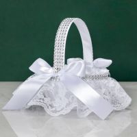 Wedding Basket Ring Pillow Flower Storage Basket Flower Girl Basket with Heart Buckle Satin Ribbons Hanging Basket for Wedding