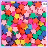 JING 150pcs คละสี ลูกปัดดินโพลิเมอร์รูปดาว เส้นผ่าศูนย์กลางประมาณ0.9ซม. รูปดาว ลูกปัดไวนิล Star heishi ขนาดมินิ มีรูที่ดี ลูกปัดดินโพลิเมอร์ การทำเครื่องประดับ