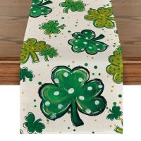 สีน้ำลายจุดแชมร็อก St. Patrick S Day ผ้าปูโต๊ะผ้าลินินตามฤดูกาลตกแต่งโต๊ะทานอาหารผ้าปูโต๊ะงานปาร์ตี้วันหยุด