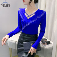 YIMEI เสื้อตาข่ายคอวีคอวีเปิดไหล่แฟชั่นใหม่เสื้อเต้นรำแต่งจีบเสื้อยืดแขนยาวขนาดใหญ่ประดับเพชรสุดฮอตสำหรับ2023ฤดูใบไม้ร่วง