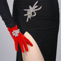 ถุงมือกำมะหยี่ข้อมือสั้นยืดสีแดงใสอัญมณีคริสตัล Rhinestone Paisley