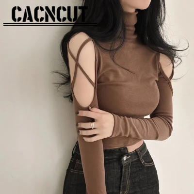 CACNCUT คอเต่าแขนยาวสำหรับผู้หญิง,เสื้อยืดสั้น Gaun Bahu Terbuka เข้ารูปเซ็กซี่2023