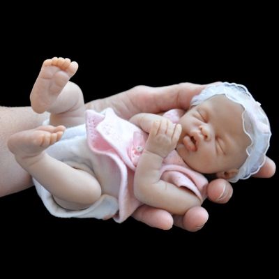 10inch 25cm Realistic Reborn Doll Vinyl Dolls For Girls Or Boy Infant Shaped Toy Durable Fantasy Baby Only Limbs and Head to DIY