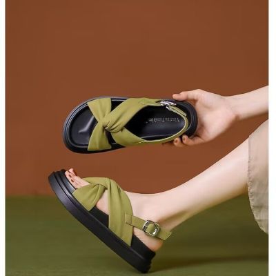 Open Toe Sandals for Women 2023 Summer New Platform Beach Shoes Bai Match Outer Wear Soft Bottom Comfortable Not Tired Feet Flat Sandals