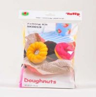 Tulip felting kit Doughnuts / เซ็ตใยขนแกะสำหรับงาน needle felting รูปโดนัท แบรนด์ Tulip จากประเทศญี่ปุ่น (TSK0019e)