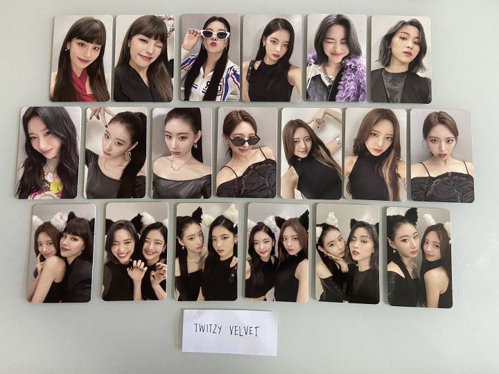 Onhand Official Itzy Cheshire Album Photocards 