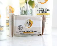 The Body Shop﻿ Soothing And Caring Cleansing Bar #Almond Milk &amp; Honey (100g)