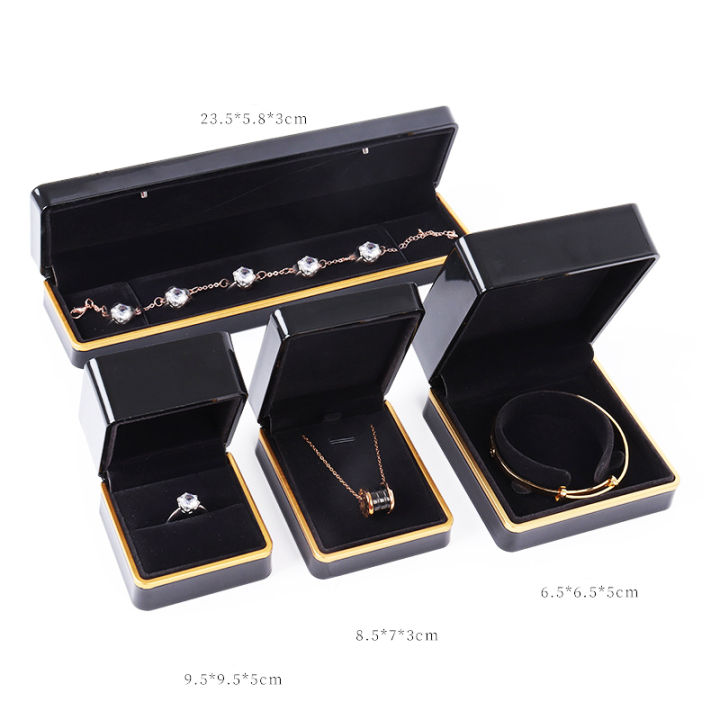 ring-jewelry-box-jewelry-packaging-box-led-light-jewelry-box-phnom-penh-jewelry-box-rounded-gold-edge-led-light-box