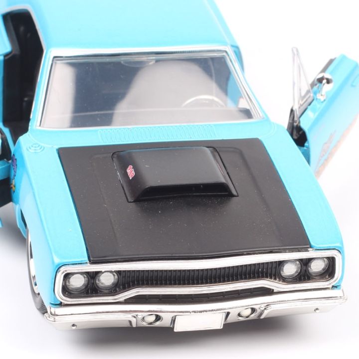 jada-1-24-1970-plymouth-roadrunner-coyote-high-simulation-diecast-car-metal-alloy-model-car-gift-collection