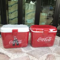 กระติกโค้ก cocacola ความจุ 4 ลิตร  ฝาด้านบนมีที่วางแก้ว มี 2 รุ่นให้เลือกใช้ พร้อมส่งทันที 2-4 วันได้รับของ