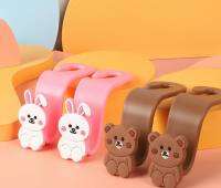 มาใหม่ ที่แขวนของในรถ ลายการ์ตูน วัสดุABS+Silicone เกรดA  ขนาดกว้าง3.5cmxยาว11cm