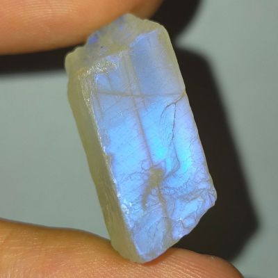 พลอย ก้อน ดิบ มูนสโตน มุกดาหาร เหลือบ ฟ้า น้ำเงิน ธรรมชาติ แท้ ( Natural Rough Blue Flash Moonstone ) หนัก 32.48 กะรัต