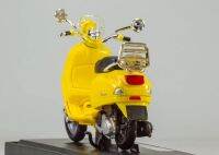 Vespa LXV (2013) (Maisto)1:18 โมเดลรถ ของเล่น ของสะสม แบบจำลองรถมอเตอร์ไซค์ (เก็บคูปองส่งฟรี หรือเก็บคูปองใช้ส่วนลดค่าจัดส่งได้ค่ะ)