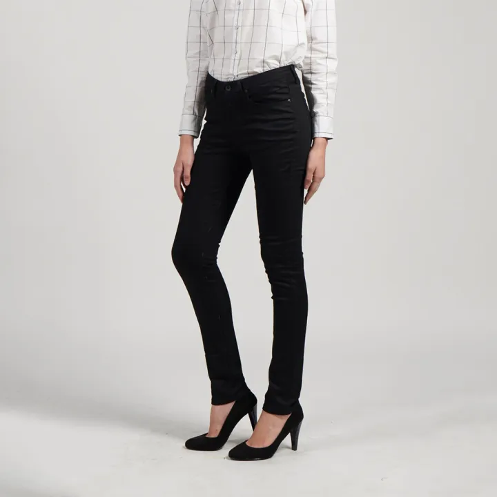 mc-jeans-กางเกงยีนส์-กางเกงขายาว-ทรงขาเดฟ-สีดำ-ทรงสวย-mad7219