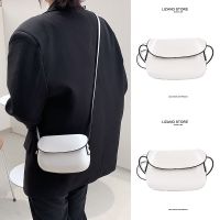 Summer small bag women 2023 new trendy French niche design texture foreign style mini messenger mobile phone bag 【BYUE】