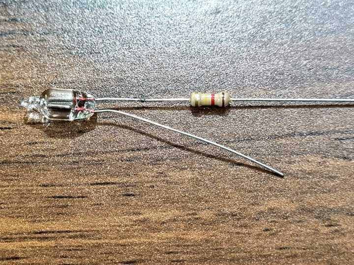 Lampu Indikator Setrika