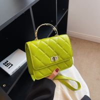 ☽ Popular this year fashion simple texture ling female 2022 summer new embroider line bag shoulder hispackage