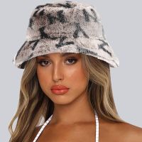 Winter Cow Leopard Faux Fur Fluffy Bucket Hats Women Outdoor Warm Sun Hat Soft Velvet Furry Fisherman Cap Girl Fashion