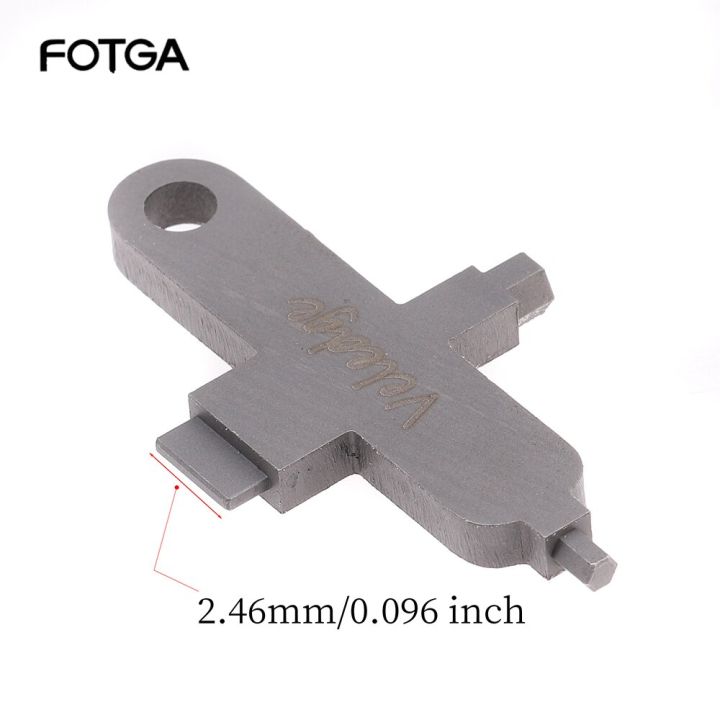 fotga-auxiliary-device-edc-manganese-steel-camera-plate-tighten-multi-tool-with-m4-m2-5-hex-wrench-and-large-slotted-screwdriver
