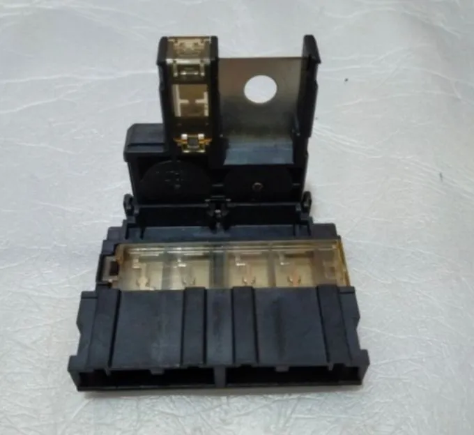 Fuse Terminal Aki / Sekring Pusat Aki Suzuki Ertiga Swift Sx4 | Lazada