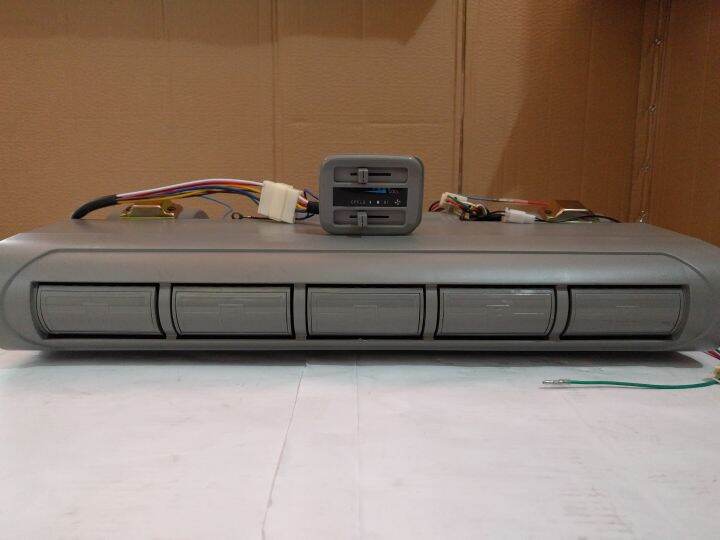 Yokohama Hanging Type for Car Aircon Universal Evaporator Assembly 12V