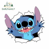 EARLFAMILY สติกเกอร์ห่อสติ๊กเกอร์ไวนิลรถยนต์อย่างดีสำหรับ Lilo Stitch ขนาด13ซม. X 12.1ซม. บุคลิกภาพกราฟฟิตีแบบตลกป้องกันรอยขีดข่วน