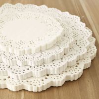 【CC】☾  4 4.5 5.5 6.5 7.5inch Sizs Round Paper Table Doilies Tableware Placemats Mats 100pcs