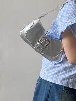 New style womens bag fashion oil wax handheld leather hot girl shoulder armpit