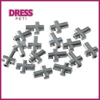 PETI DRESS 50pcs ยาว16มม. จี้ไม้กางเขนโลหะผสมแพลตตินั่มสไตล์ทิเบต โลหะผสมอัลลอยด์ เงินสีเงิน ชุบเงินข้ามรูปร่างยุโรปขนาดเล็กหลุม spacer ลูกปัด สีสดใสและน้ำหนักเบา กว้าง12มม. เครื่องรางทำด้วยมือแบบดีไอวาย สาวๆ