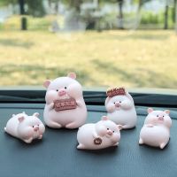 ◘ Lovely Piggy Resin Mini Pig Auto Ornament Creative Female Car Center Console Decoration Cute Car Accessories Interior for Woman