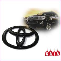 **ส่งเร้วส่งถูกอุปกรณ์เสริมแต่ง** โลโก้ติดรถยนต์ โลโก้ หน้ากระจัง Toyota ลายเคฟล่า ขนาด 16 x 11 cm ใส่กับรถ Vigo หรือ Fortunerราคาดีที่สุด จัดส่งไว