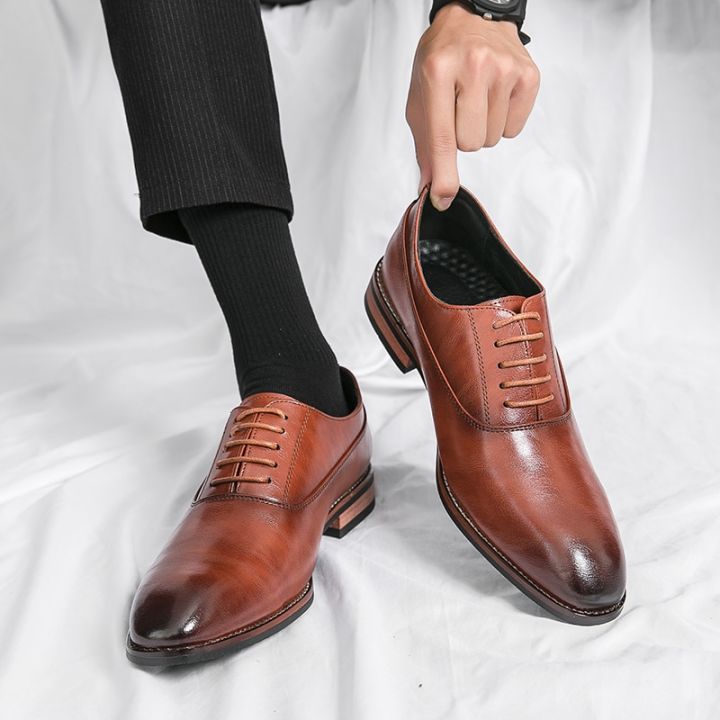 รองเท้าคุณภาพสูงหรูหราสำหรับผู้ชายรองเท้ารองเท้าลำลองแฟชั่นรองเท้าหนังสำหรับงานแต่งงานสไตล์-oxford-สำหรับสุภาพบุรุษรองเท้าชุดเดรส