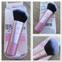 Real Techniques RT406 Mini Medium Sculpting Brush เรียลเทคนิค ของแท้ แปรงแต่งหน้า สำหรับลงไฮไลท์ คอนทัวร์ สร้างมิติให้กับผิวหน้า