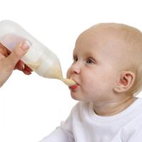 Baby Food Supplement Spoon Bottle Infant Silicone Feeding Rice Cereal Bottles Newborn Squeeze Feed Spoons NBB0015 Bowl Fork Spoon Sets